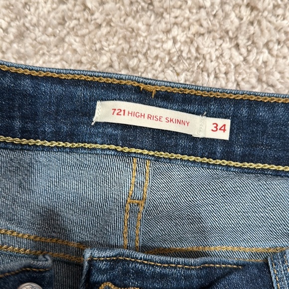 LEVI WOMEN’S JEANS - Picture 4 of 4